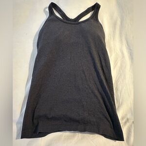 Black ebb to street lulu tank. Good condition